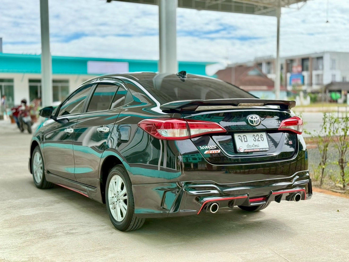 TOYOTA YARIS ATIVE S TOP