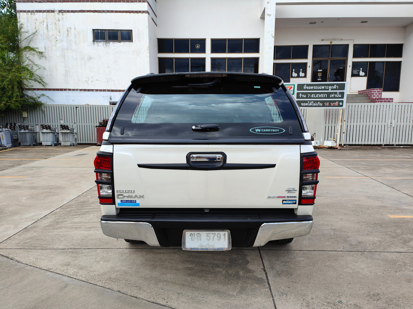 ISUZU D-MAX V-CROSS 3.0 Ddi VGS TURBO 4x4 MT ปี 2014