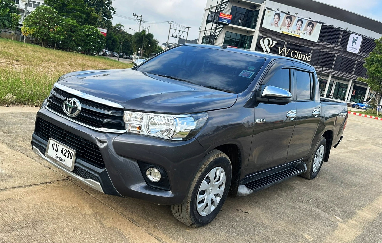 Toyota Hilux Revo 4dr Double Cab Auto 2.4J Plus