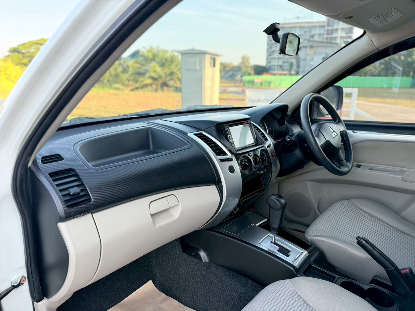 Mitsubishi Pajero Sport 2.5 GLS VG Turbo A/T ปี 2012