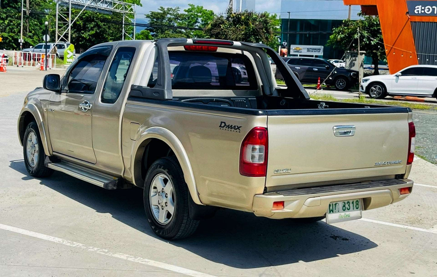 d-max 3.0 turbo ปี 2003 4 ประตู เกียร์ธรรมดา