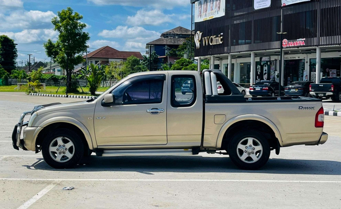 d-max 3.0 turbo ปี 2003 4 ประตู เกียร์ธรรมดา