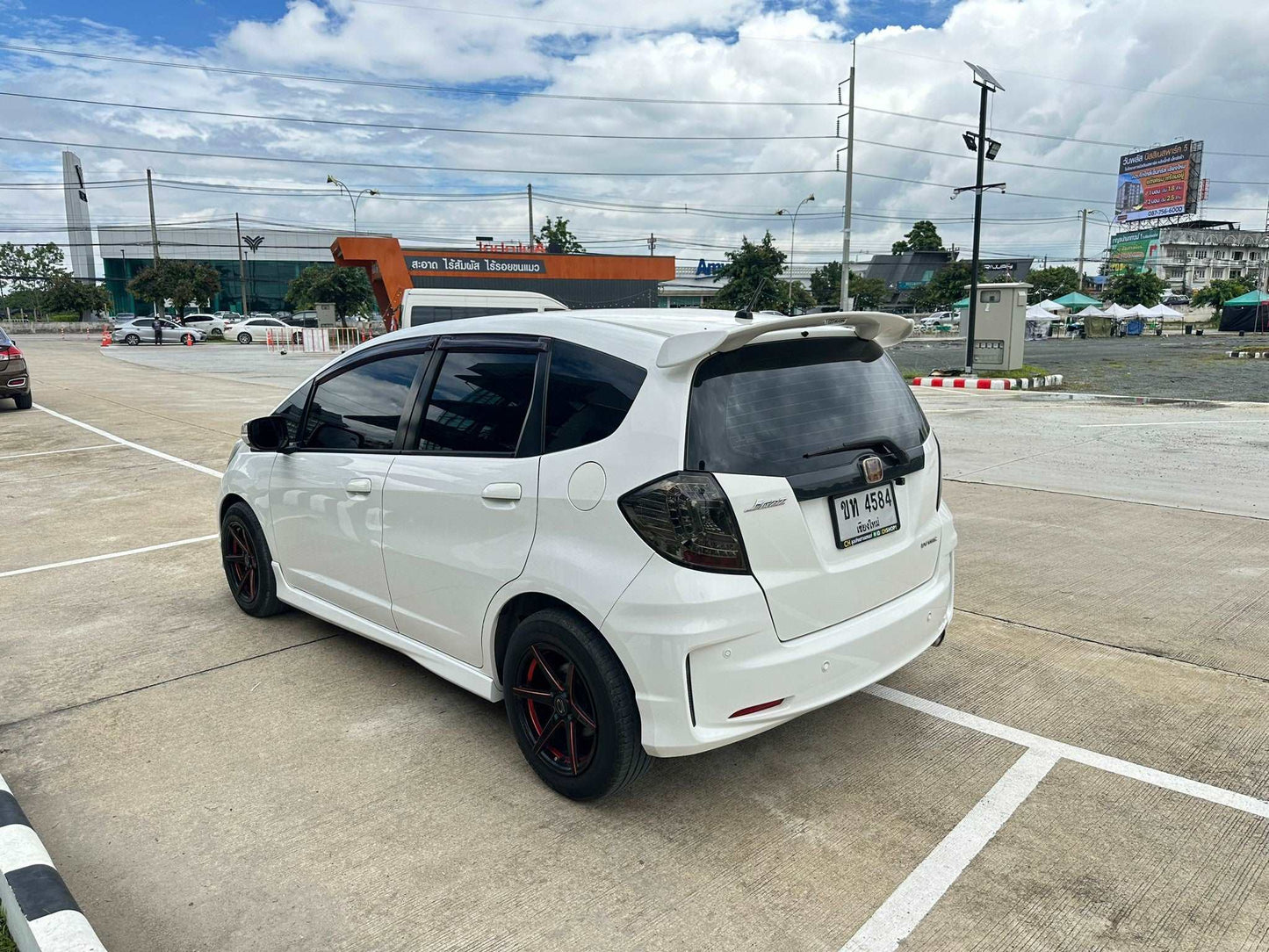 HONDA JAZZ 1.5SV+ i-VTEC A/T 2012/2555 ตัวTOP