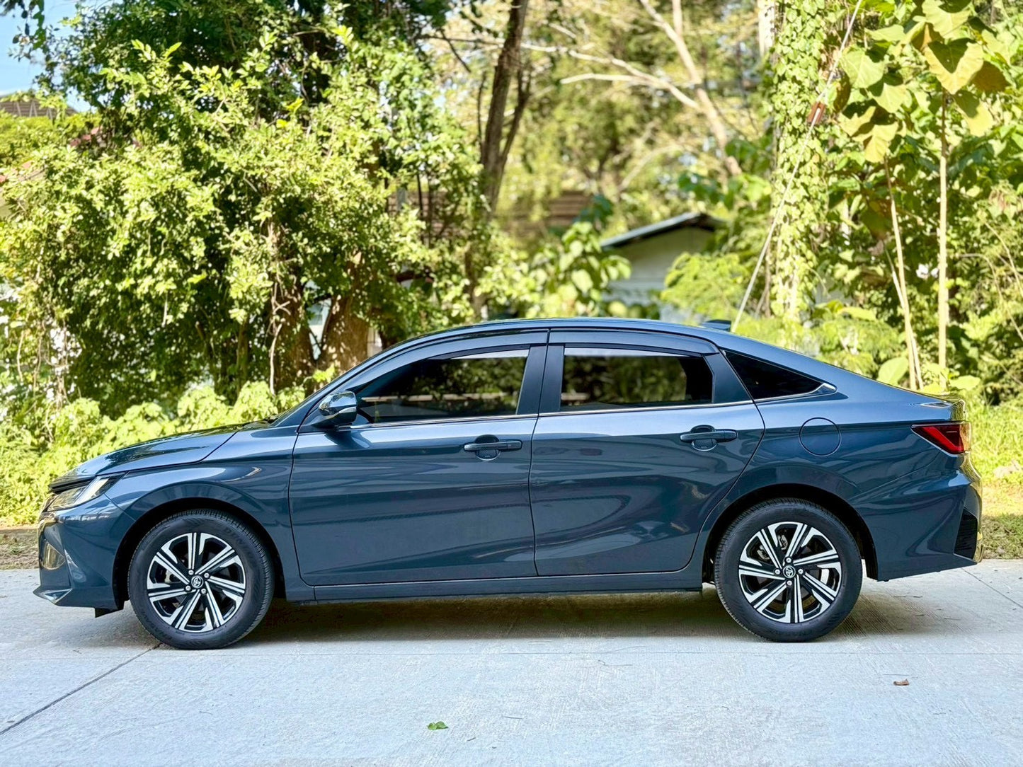 TOYOTA YARIS ATIVE PREMIUM ปี 2023