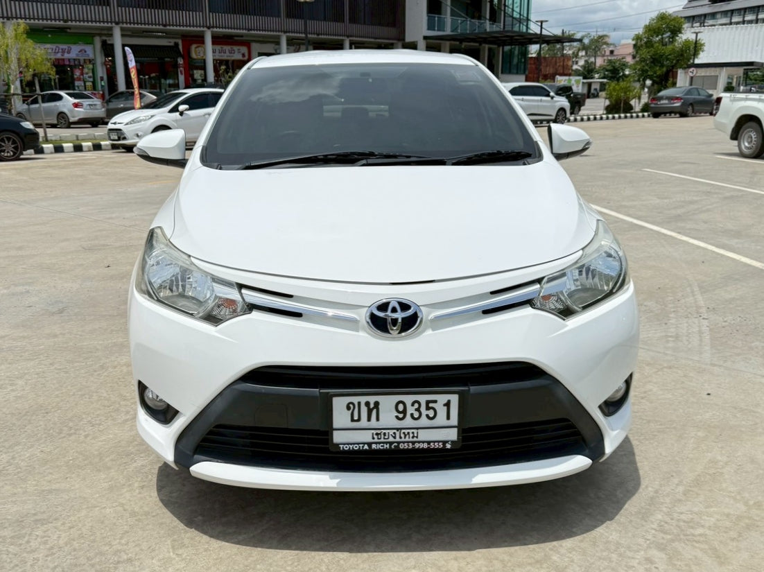 TOYOTA VIOS 1.5E A/T เกียร์ออโต้ 2015/2558