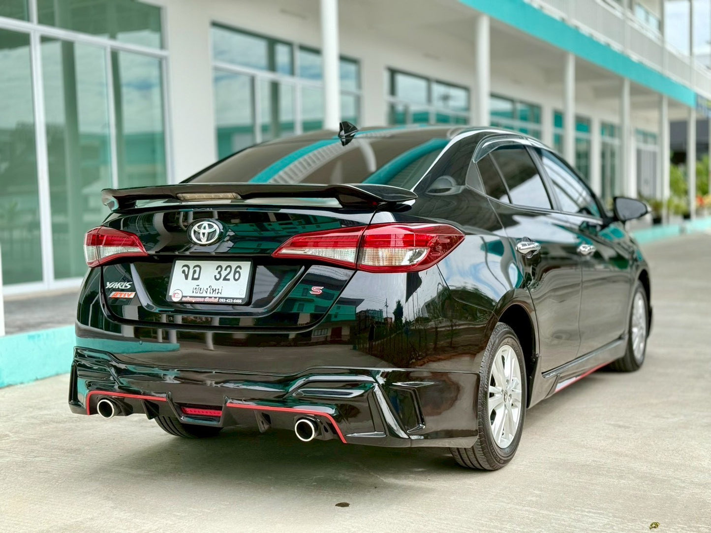 TOYOTA YARIS ATIVE S TOP