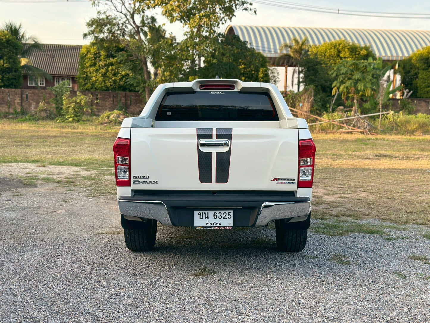 ISUZU D-MAX All New Double Cab X-Series
2.5 Z-Prestige DDI-VGS เกียร์ออโต้

ปี 2012 / 2556