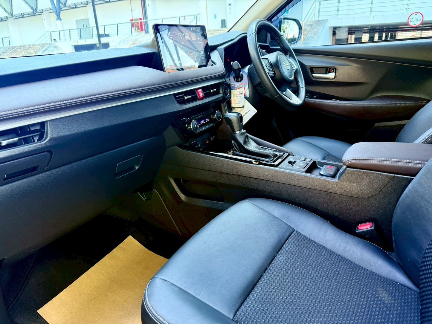 TOYOTA YARIS ATIVE PREMIUM ปี 2023