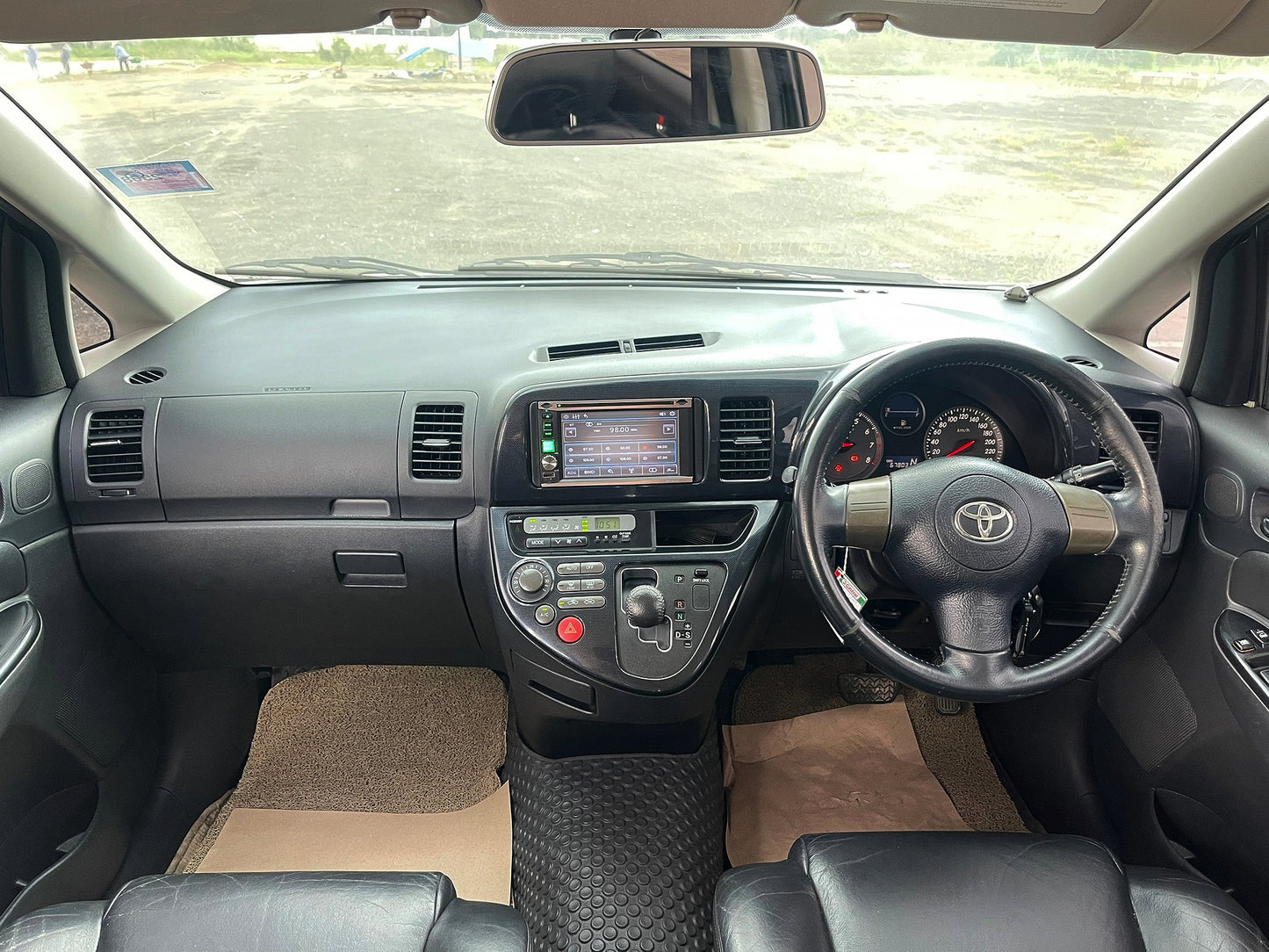 TOYOTA WISH 2.0 Q SPORT TOURING ปี 2005