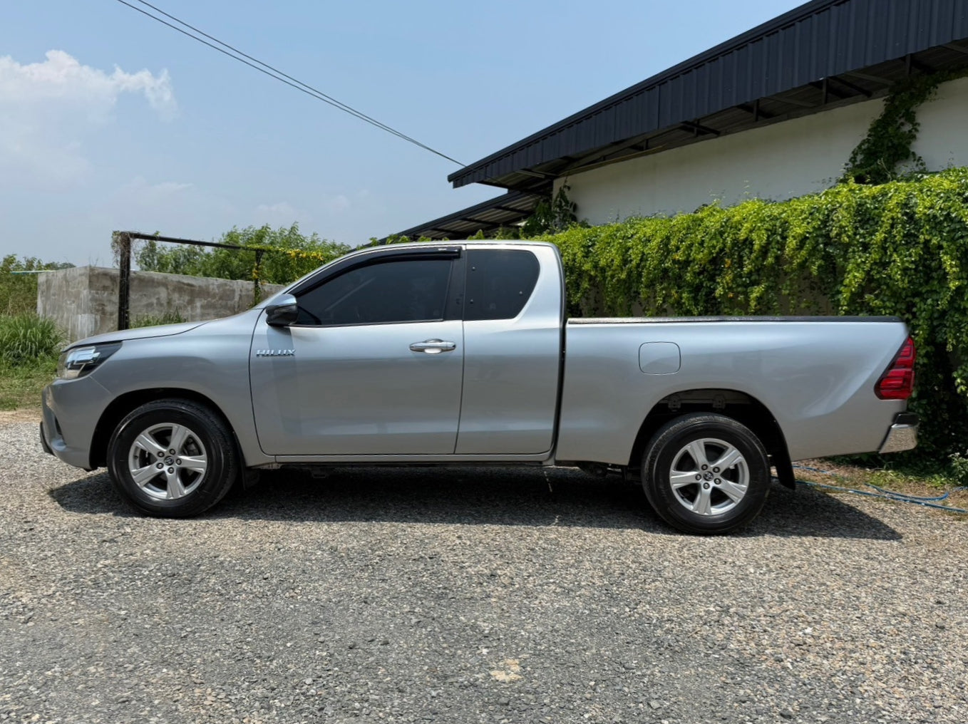 "Toyota Revo cab 2.4E m/t 2018/2561" (เกียร์ธรรมดา)