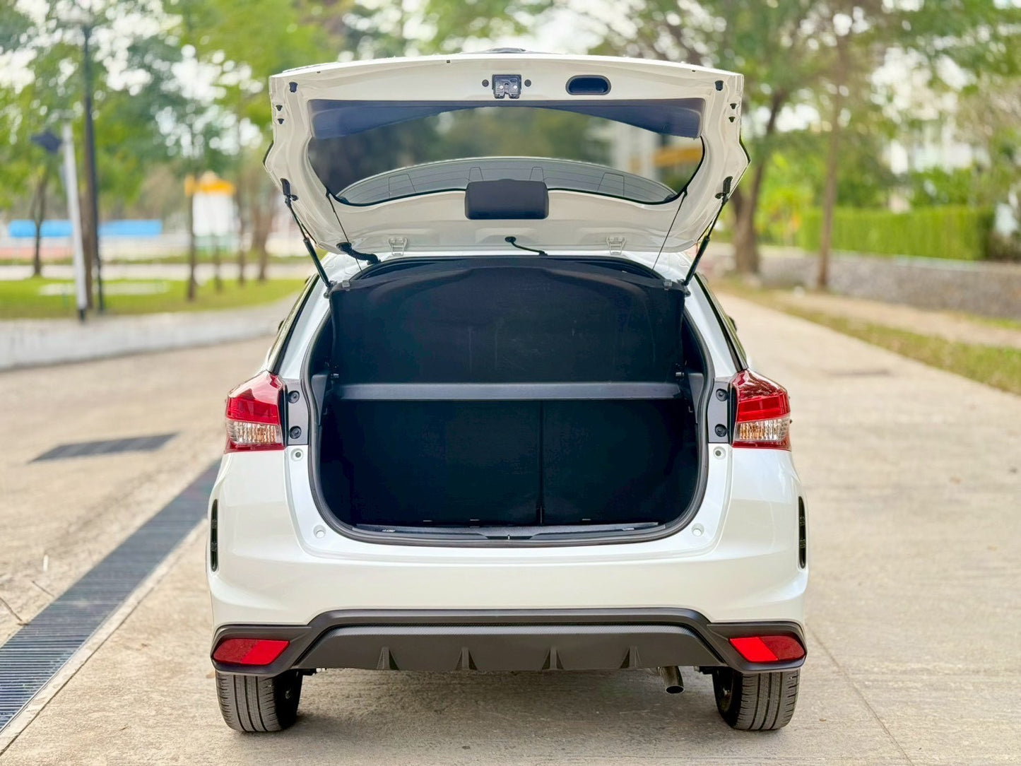 Toyota Yaris Premium ปี 2023