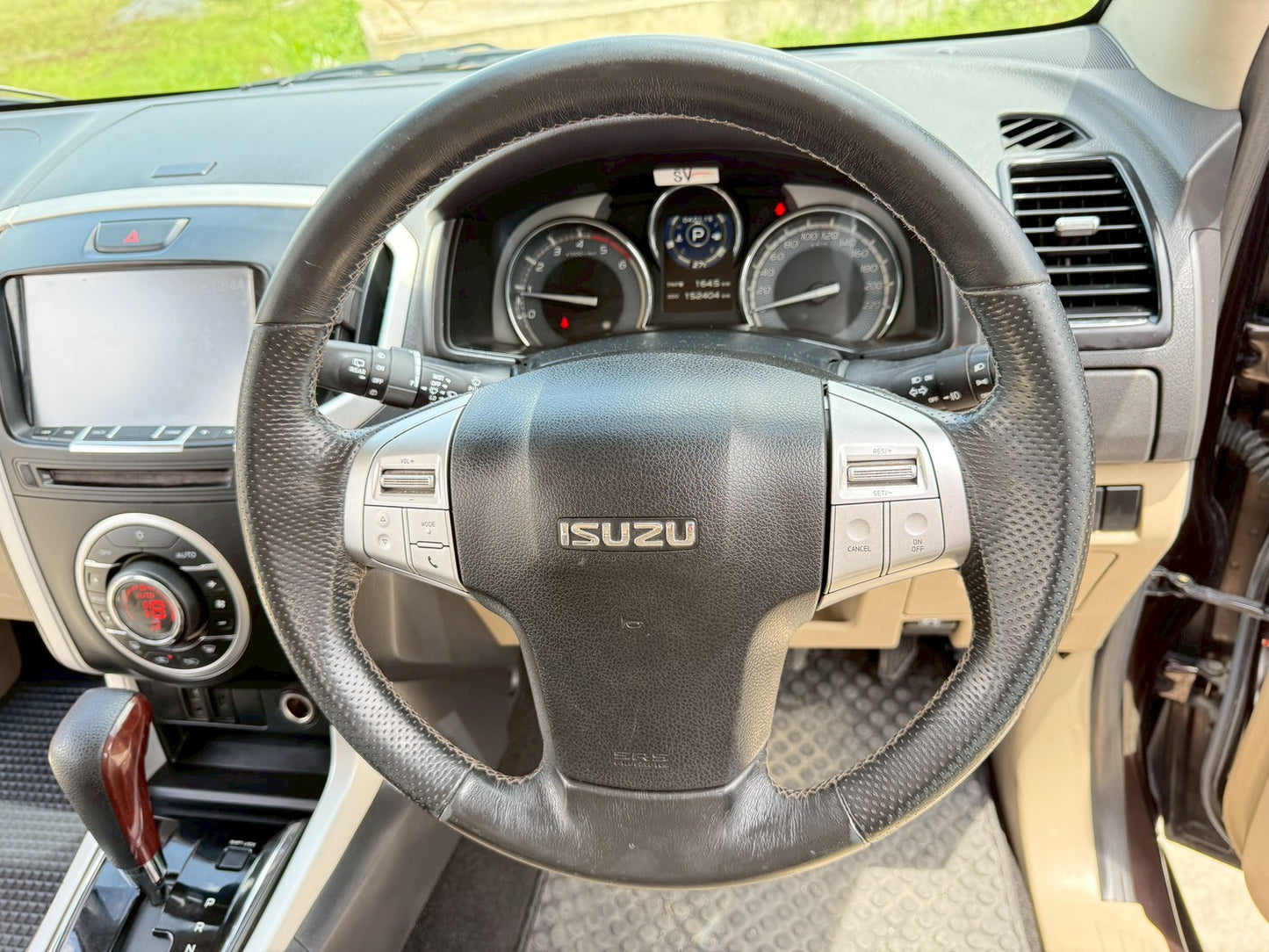 ISUZU MU-X 3.0 ออโต้ 4WD ปี 2017/2560