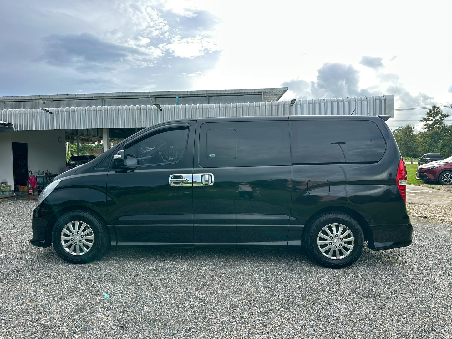 Hyundai H-1 2.5 Deluxe (MNC)ปี 2018/2562