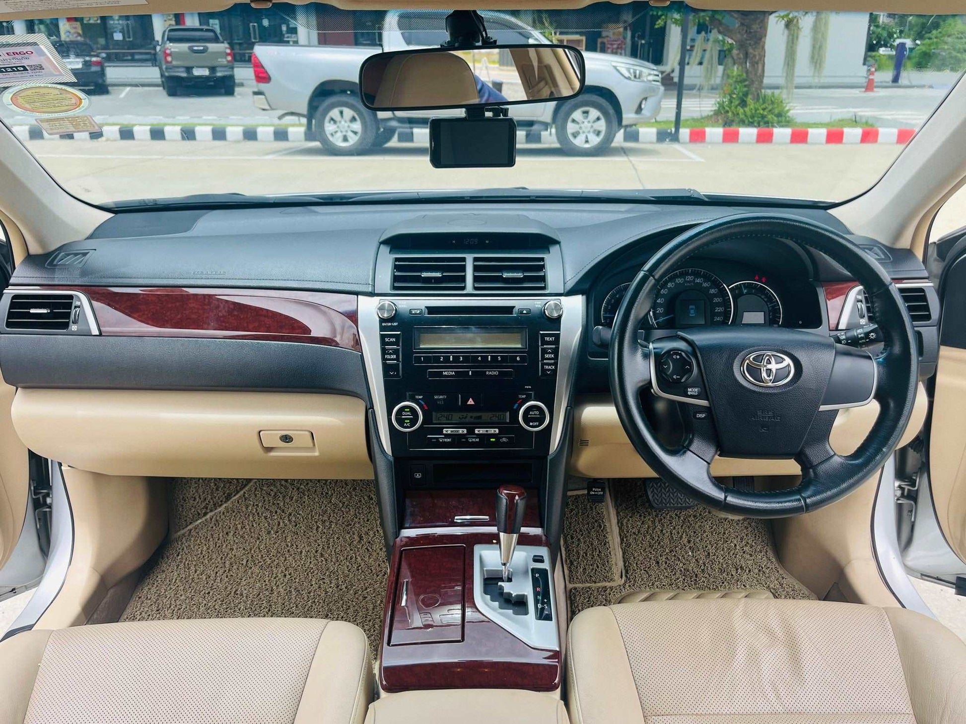 TOYOTA CAMRY (ACV50) 2.0 G ออโต้ ปี 2012 (2555