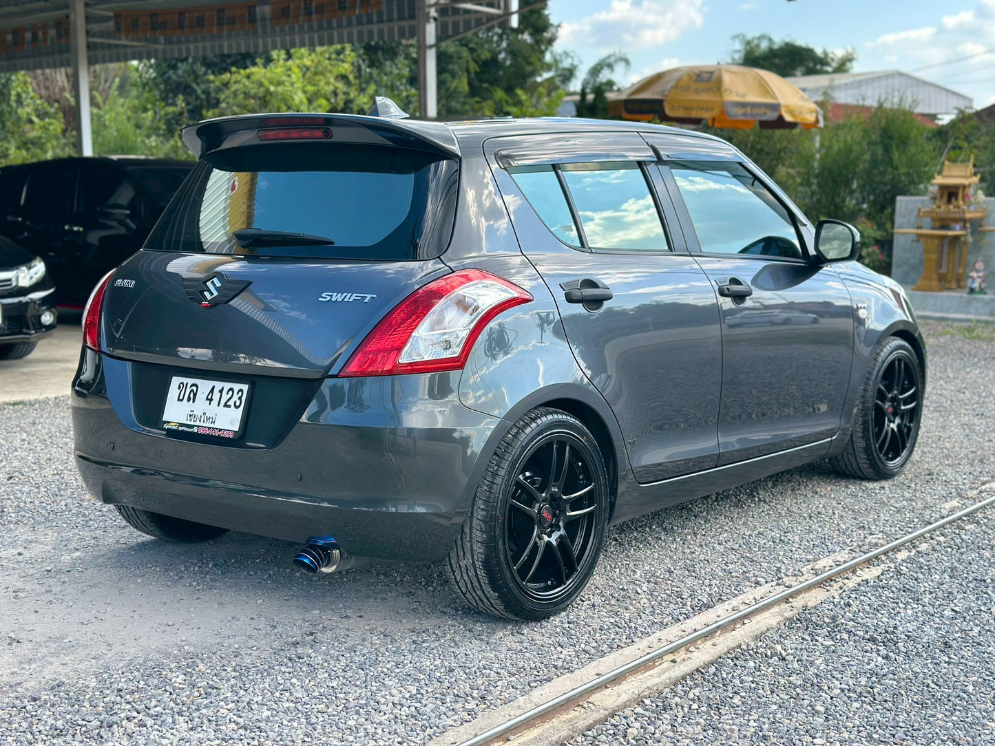 Suzuki Swift 1.25 GL เกียรธรรมดา ปี 2014/2558