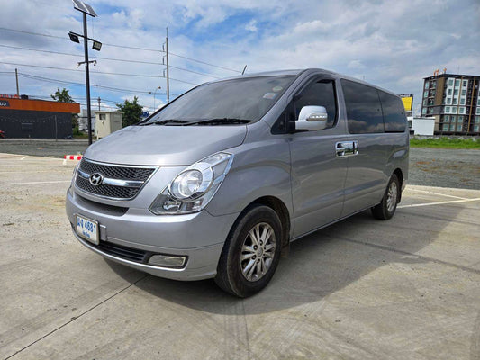 Hyundai H1 2.5 MAESTO TOURING CRDi เกียร์ธรรมดา ปี 2012/2555