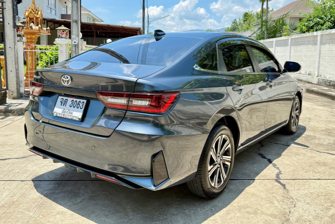 TOYOTA YARIS ATIVE PREMIUM รองท็อป ปี 2023 (2566)