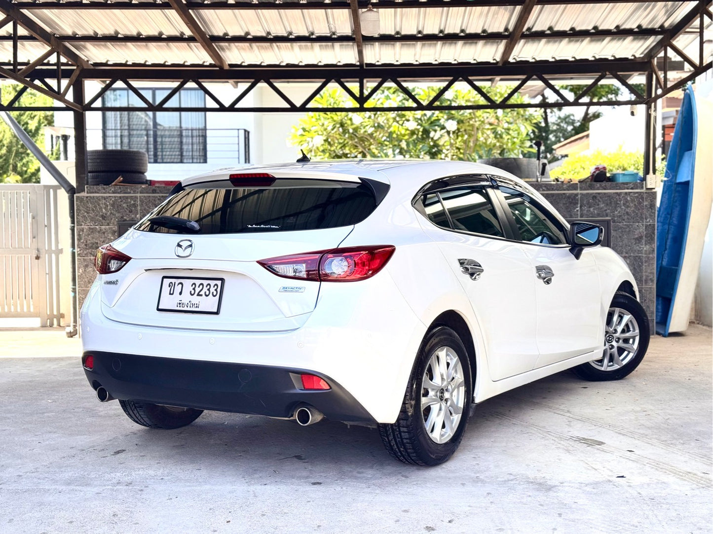 Mazda 3 2.0 E Skyactiv ออโต้ ปี 2014/จดทะเบียน 2015