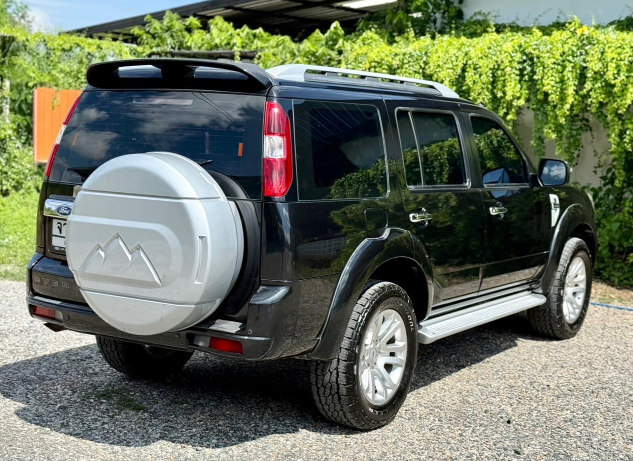 Ford Everest 2.5 LTD LIMITED ออโต้ 2WD ปี 2557