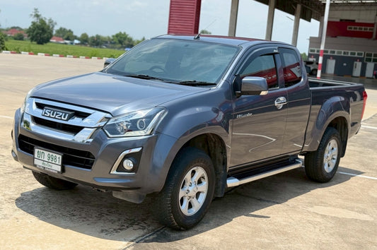 ISUZU All new D-MAX รุ่น Spacecab Bluepower เครื่องยนต์ 1.9 Ddi L Hi-lander ปี 2017