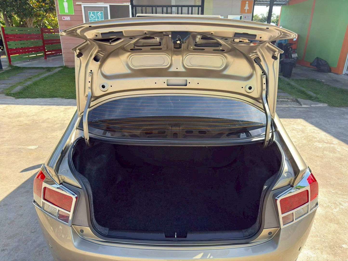 HONDA CITY 1.5 V i-VTEC ปี 2009 / 2552 ออโต้