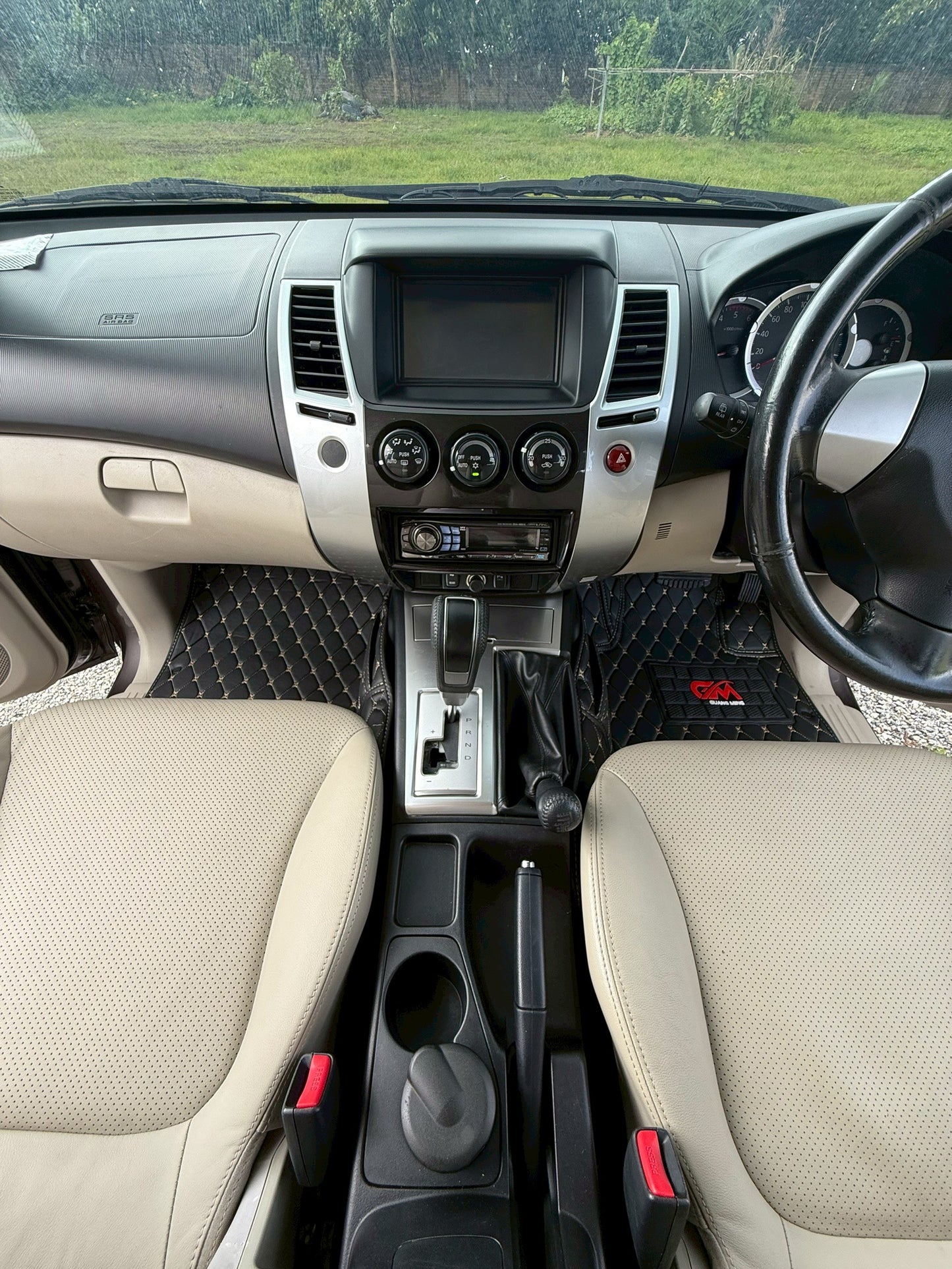 Mitsubishi Pajero sport 2.5 GT Auto 4WD 2011