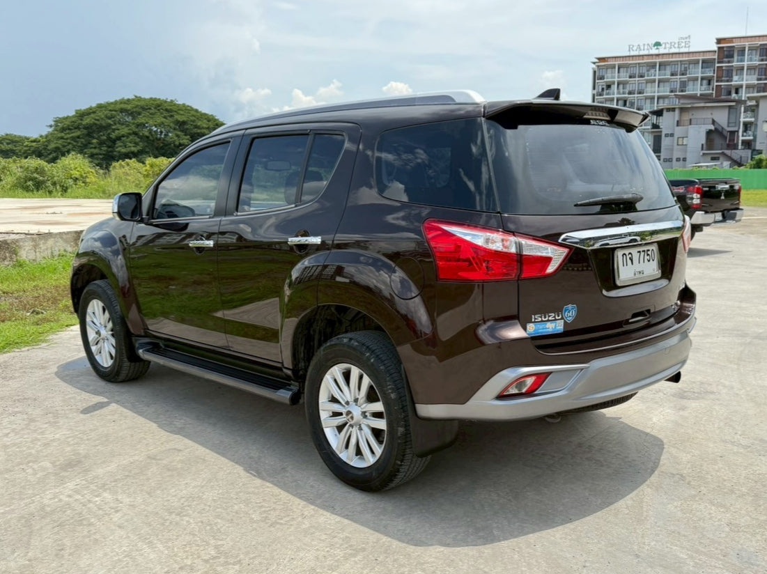 ISUZU MU-X 3.0 ออโต้ 4WD ปี 2017/2560