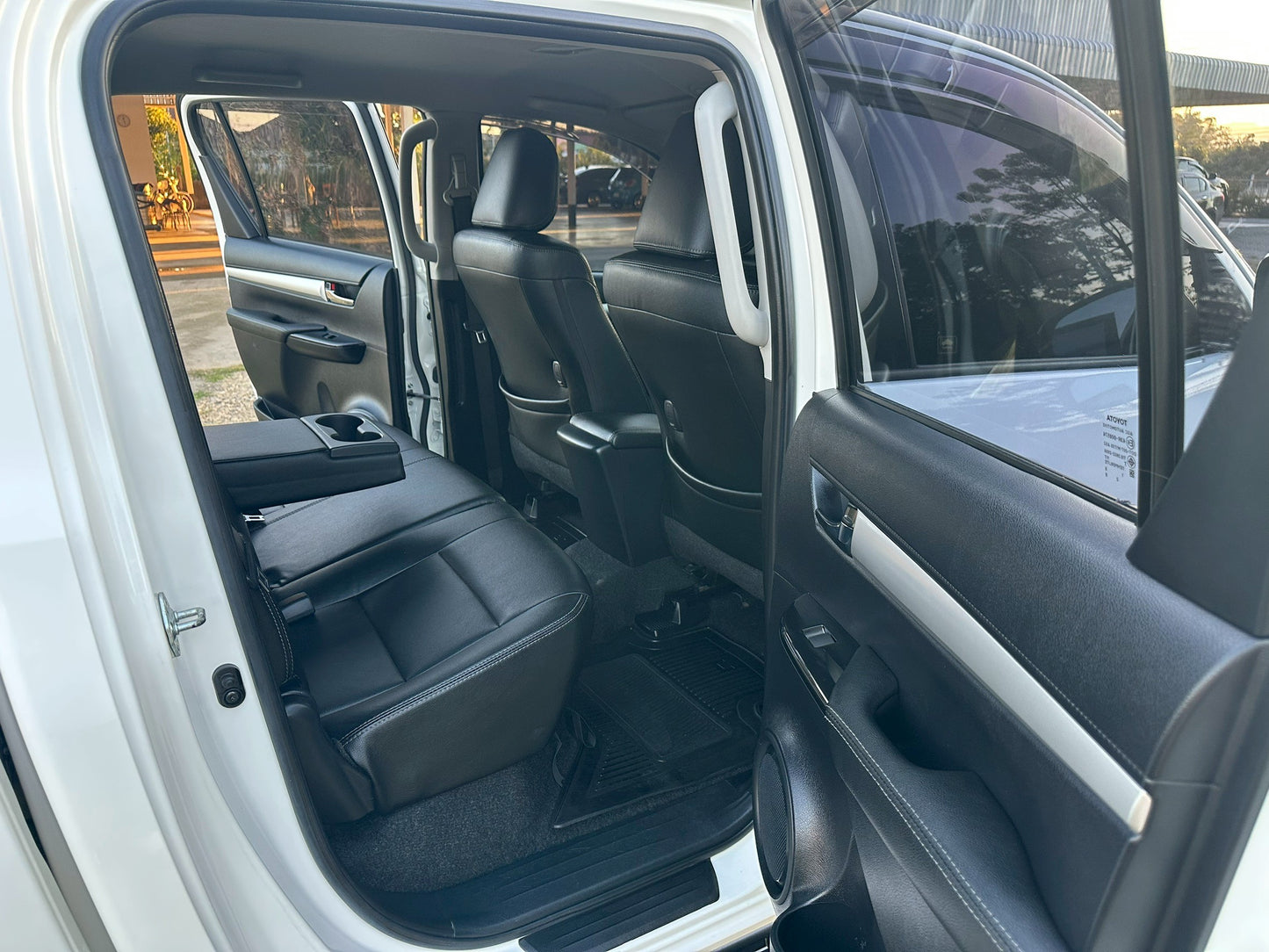 Toyota Revo Double cab 2.4 E plus Preruner 2019