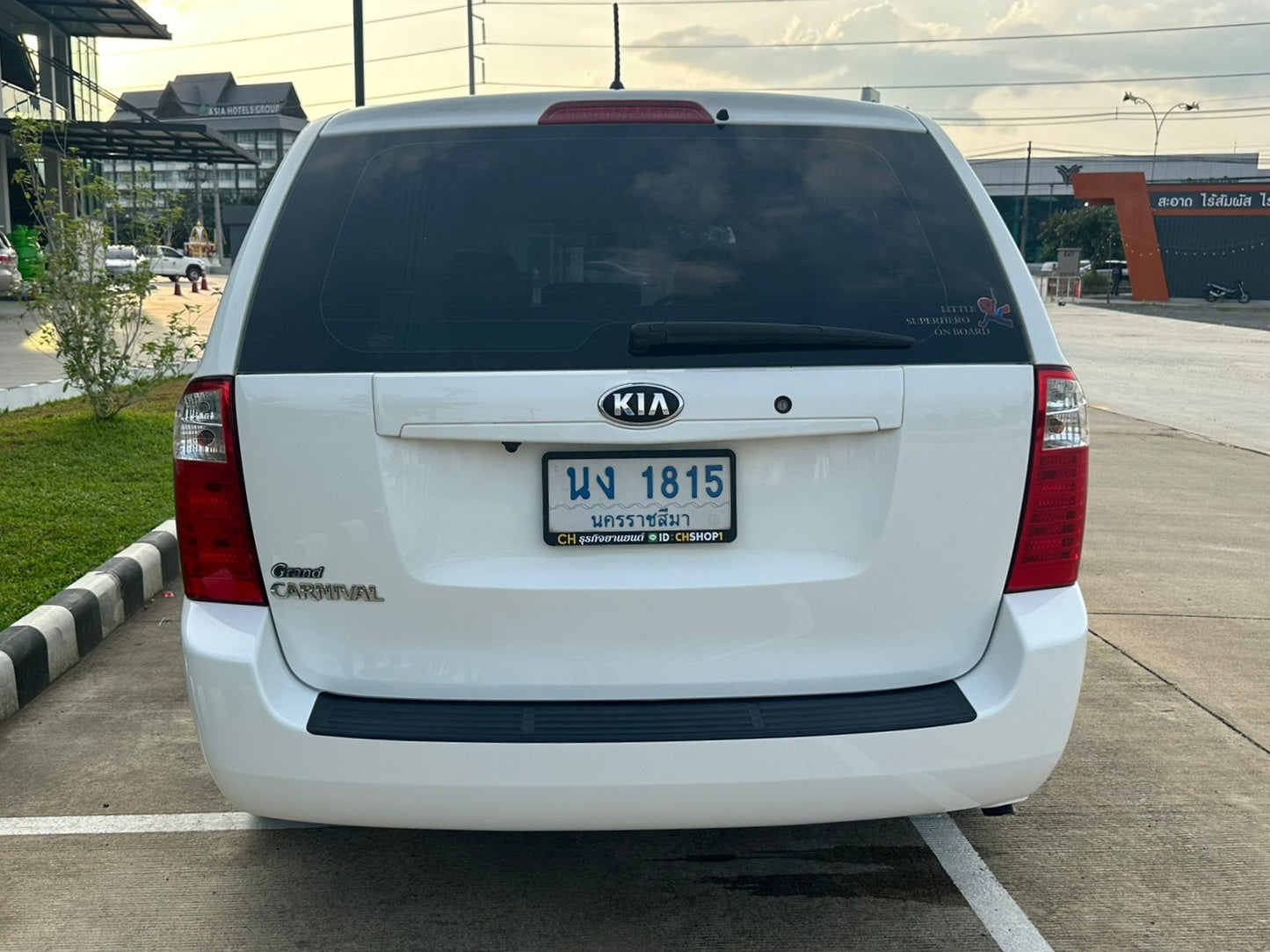 KIA GRAND CARNILAL 2.9 CEO/EX/LX (diesel) ออโต้ ปี 2012/2558