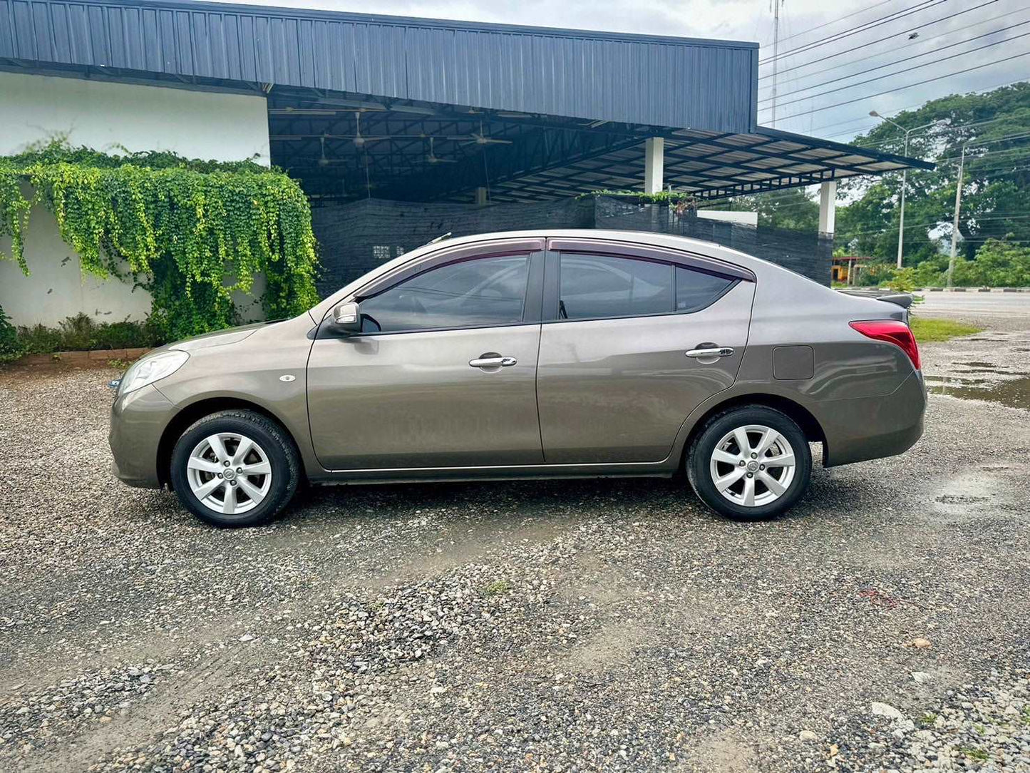 Nissan ALMERA 1.2VL A/T ปี 2012(2555)