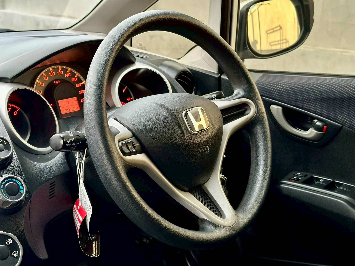 HONDA Jazz 1.5V ออโต้ ปี 2012