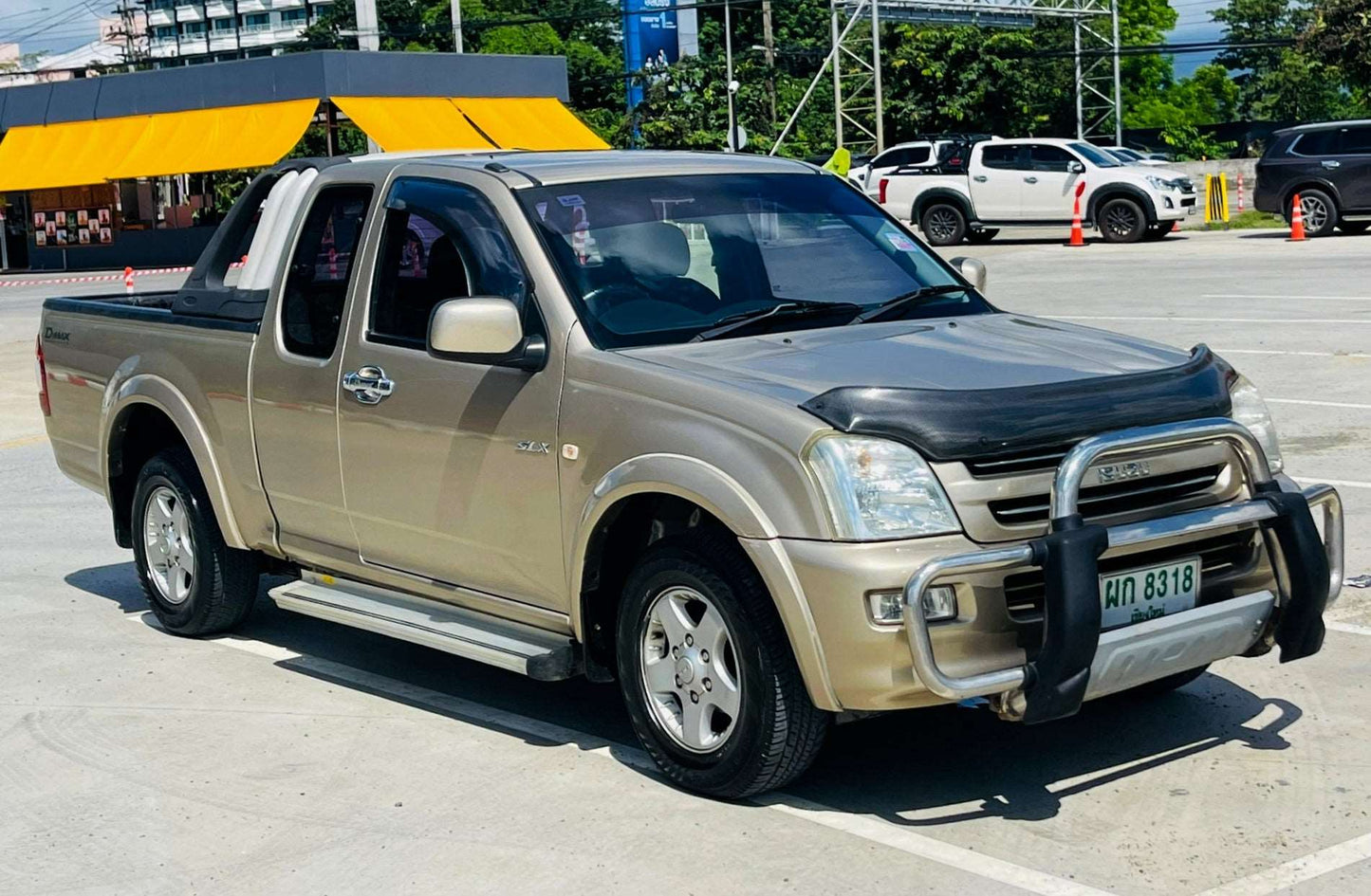 d-max 3.0 turbo ปี 2003 4 ประตู เกียร์ธรรมดา