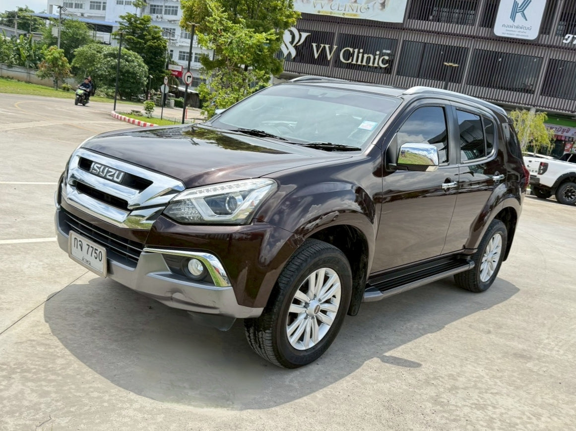 ISUZU MU-X 3.0 ออโต้ 4WD ปี 2017/2560