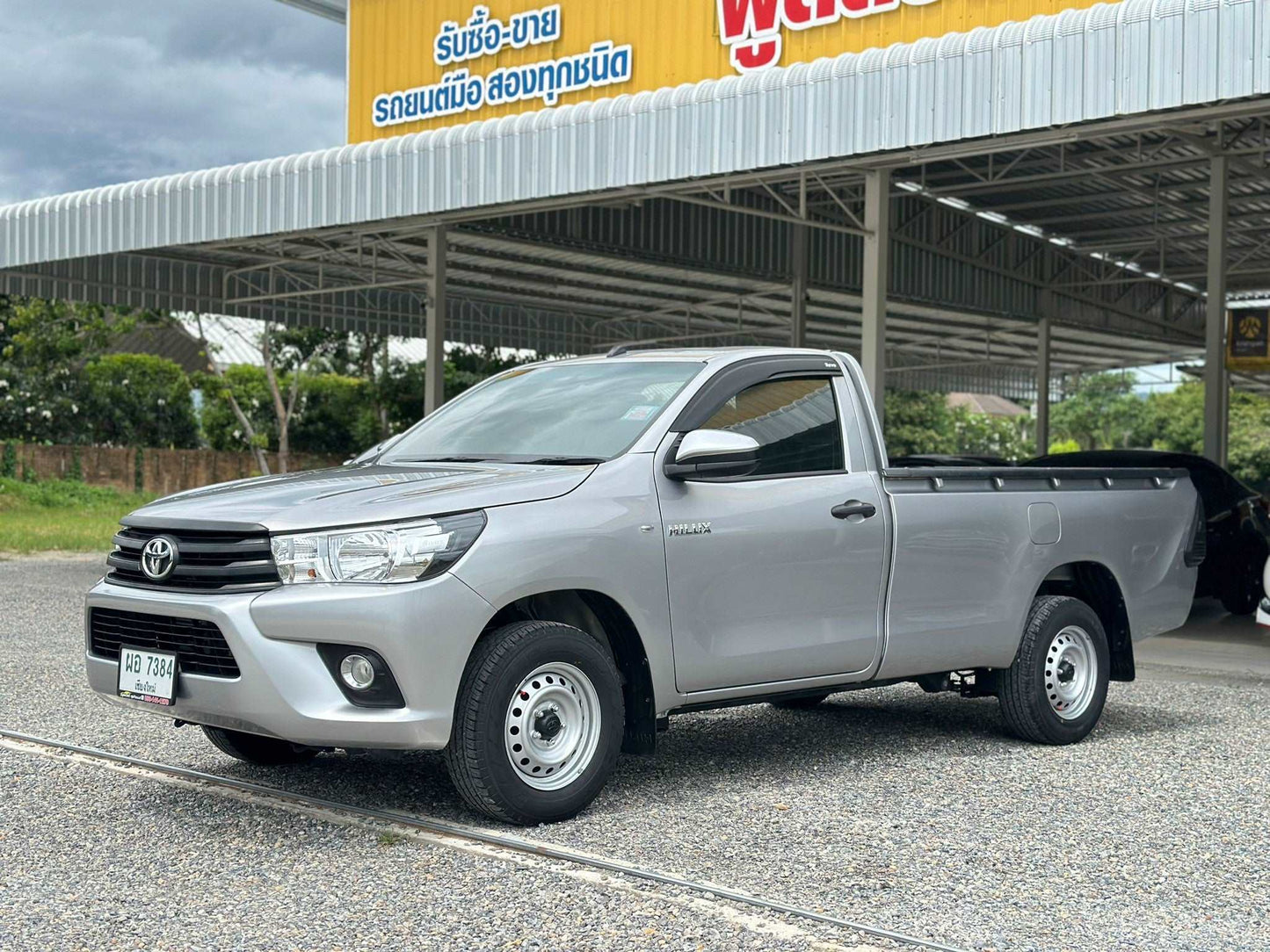 Toyota hilux revo Single Cab 2.4 J MT 2016