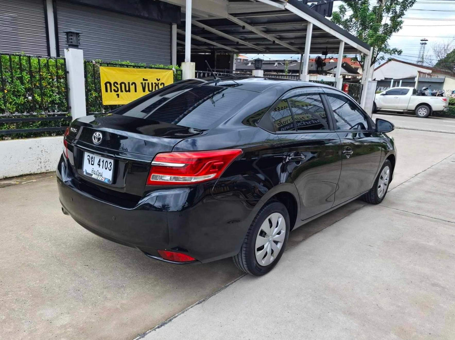 Toyota vios 1.5 j ปี 2018