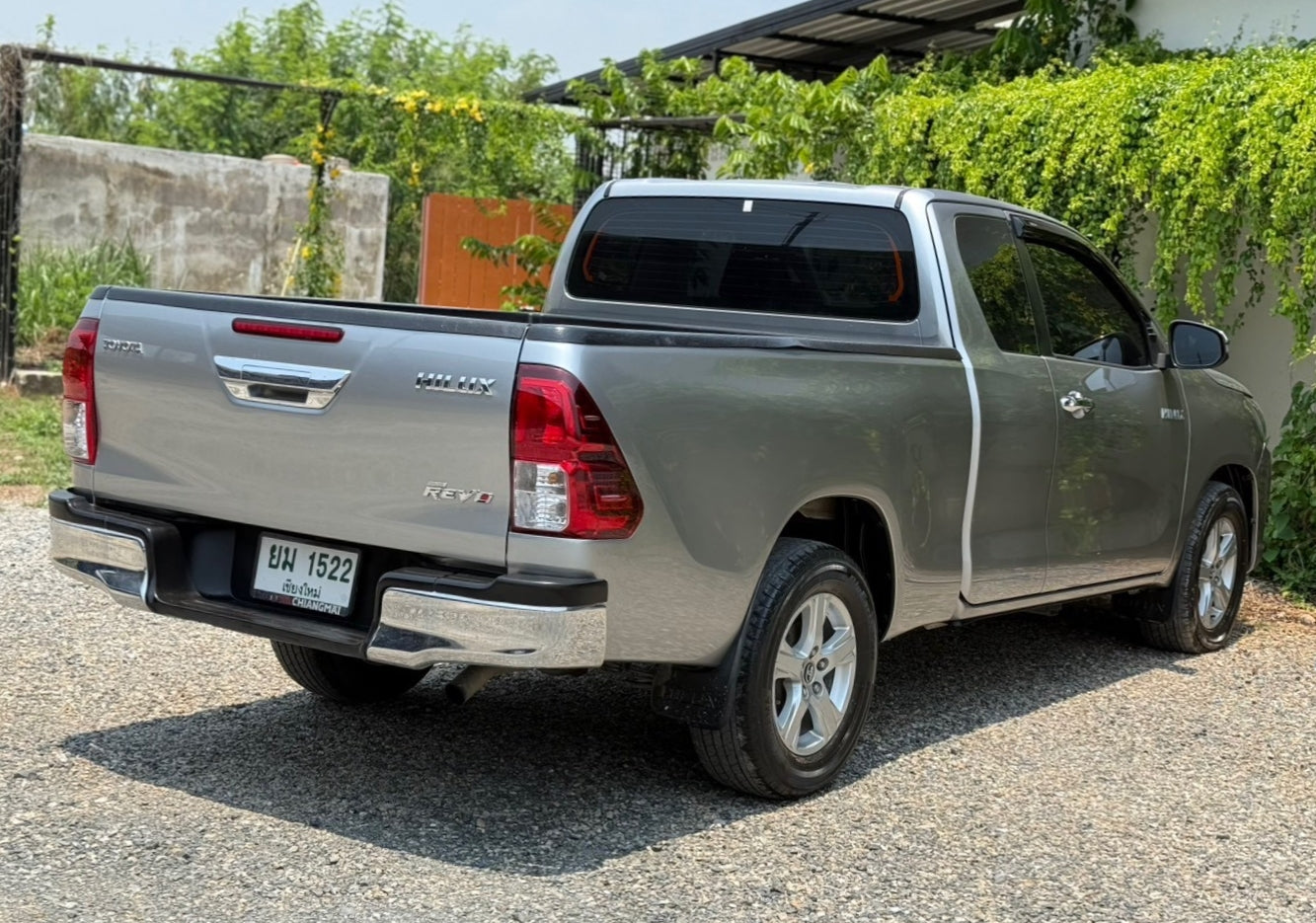 "Toyota Revo cab 2.4E m/t 2018/2561" (เกียร์ธรรมดา)