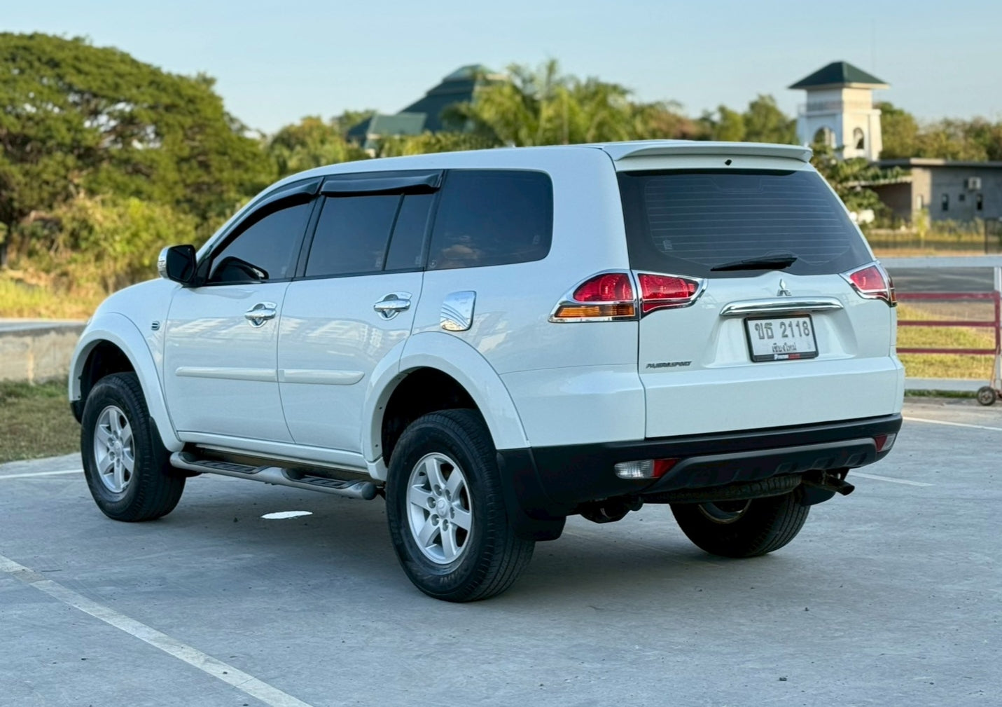 Mitsubishi Pajero Sport 2.5 GLS VG Turbo A/T ปี 2012